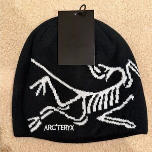 Arc'teryx Black and White Beanie One Size with Tags